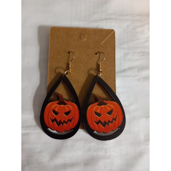 Halloween Dangle Earrings Jack-O-Lanterns Wooden 3 Inch Drop x 1.5 Inches Wide - Picture 1 of 5